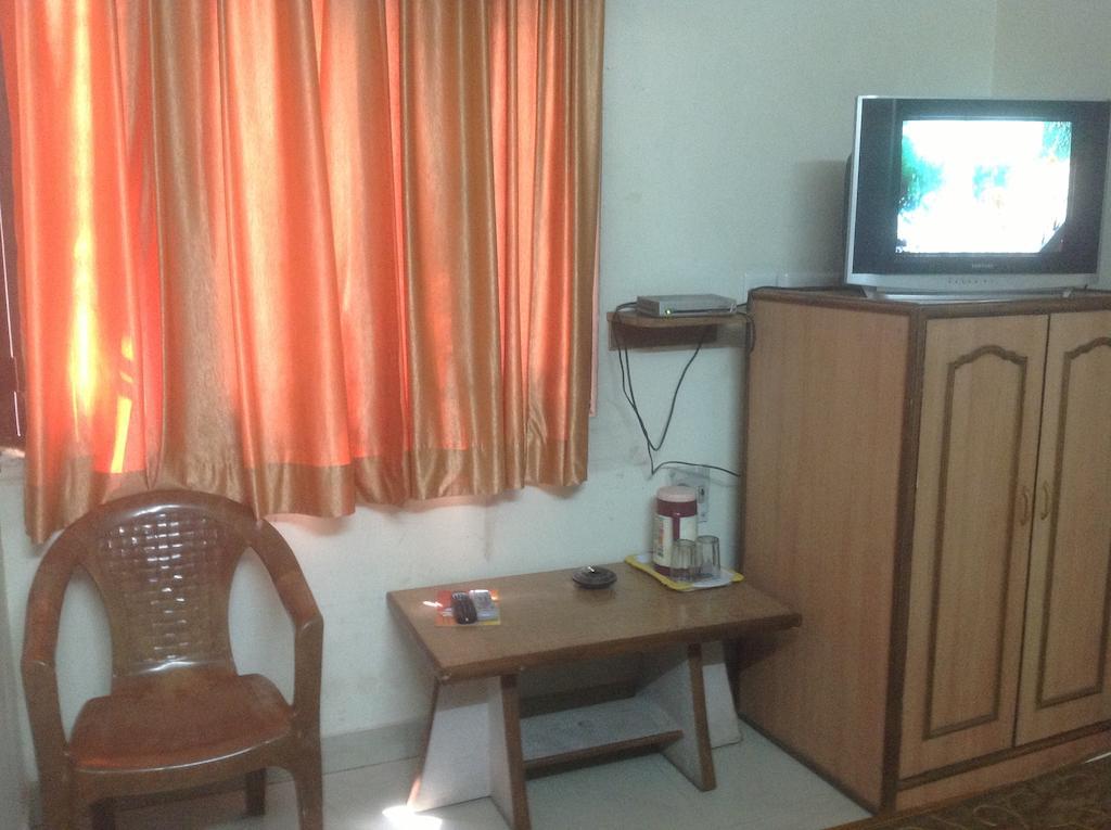 Hotel Kamal Kunj ジャイプール エクステリア 写真