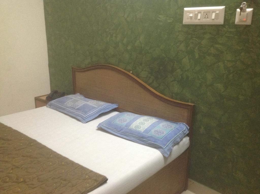 Hotel Kamal Kunj ジャイプール エクステリア 写真